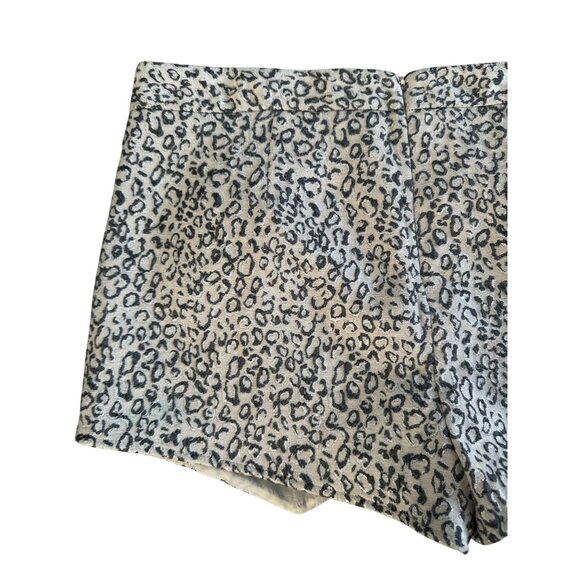 Leopard Print Women's Shorts - Picture 6 of 8